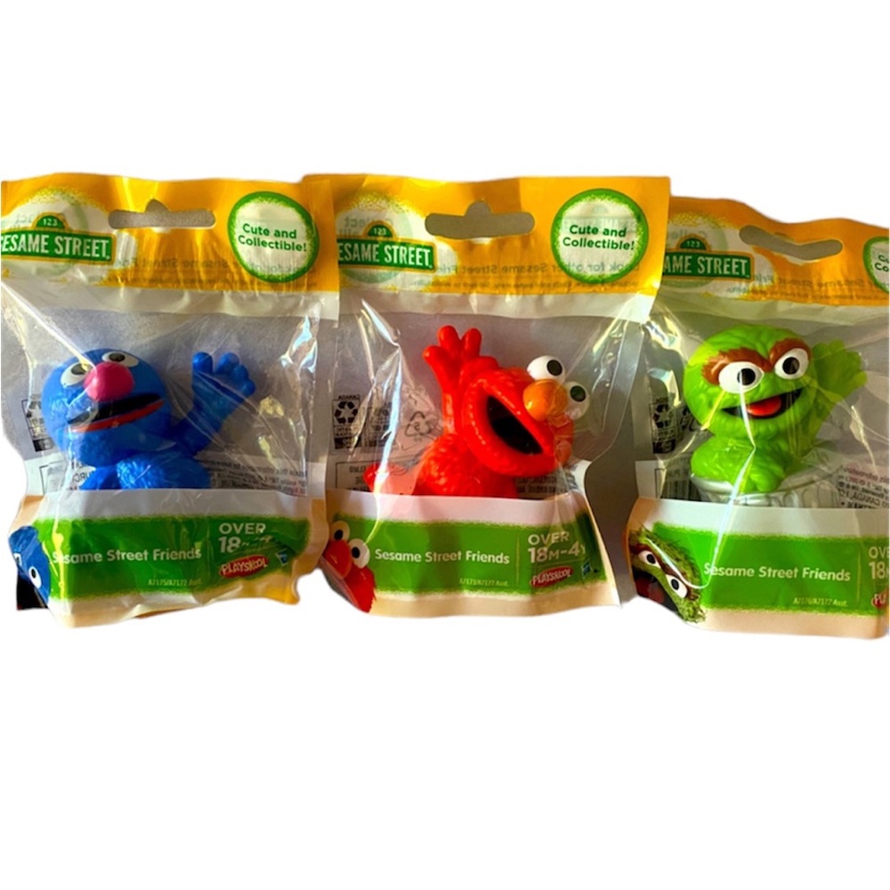 Set Of 3 Sesame Street Elmo, Grover & Oscar The Grouch Collectable Figurines